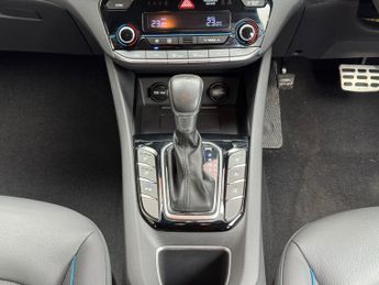 Hyundai IONIQ 1.6 h-GDi Premium SE DCT Euro 6 (s/s) 5dr