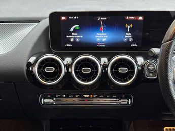 Mercedes-Benz GLA 1.3 GLA180 AMG Line (Executive) 7G-DCT Euro 6 (s/s) 5dr