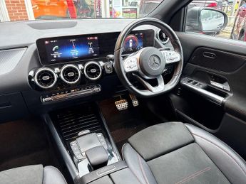 Mercedes-Benz GLA 1.3 GLA180 AMG Line (Executive) 7G-DCT Euro 6 (s/s) 5dr
