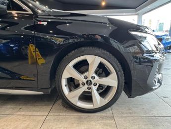 Audi A3 1.5 TFSI 35 S line Sportback 5dr Petrol S Tronic Euro 6 (s/s) (1