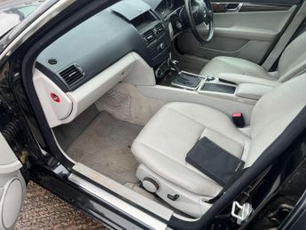 Mercedes-Benz C Class 2.1 C200 CDI Elegance Auto Euro 4 5dr