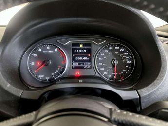 Audi A3 1.5 TFSI CoD Black Edition S Tronic Euro 6 (s/s) 4dr