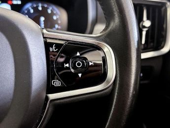 Volvo S90 2.0 T4 Momentum Plus Auto Euro 6 (s/s) 4dr