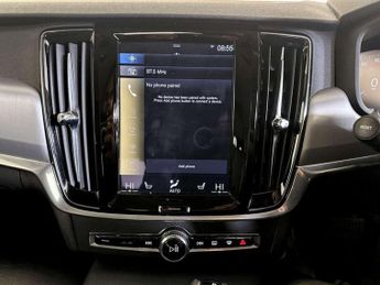 Volvo S90 2.0 T4 Momentum Plus Auto Euro 6 (s/s) 4dr