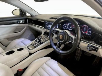 Porsche Panamera 3.0 V6 4 Saloon PDK 4WD Euro 6 (s/s) 5dr