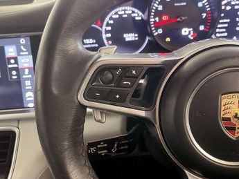 Porsche Panamera 3.0 V6 4 Saloon PDK 4WD Euro 6 (s/s) 5dr