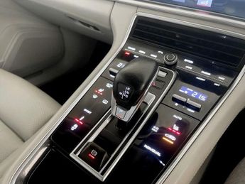 Porsche Panamera 3.0 V6 4 Saloon PDK 4WD Euro 6 (s/s) 5dr