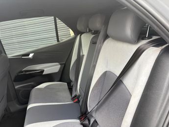 Volkswagen ID.3 Pro Performance 58kWh Business Auto 5dr