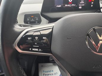 Volkswagen ID.3 Pro Performance 58kWh Business Auto 5dr