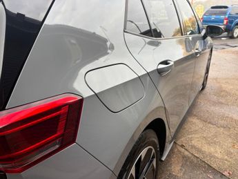 Volkswagen ID.3 Pro Performance 58kWh Business Auto 5dr