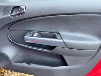 Vauxhall Corsa 1.4 16V SE Auto Euro 5 5dr