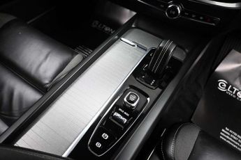 Volvo V60 2.0 B4 MHEV R-Design Auto Euro 6 (s/s) 5dr
