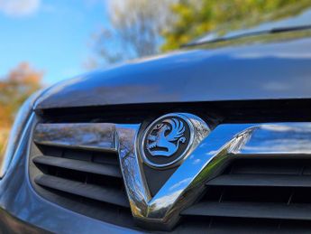 Vauxhall Corsa 1.2i 16v SXi 3dr