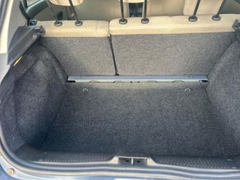 Renault Clio 1.6 VVT Expression 5dr