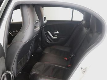 Mercedes-Benz A Class 1.3 A180 AMG Line 7G-DCT Euro 6 (s/s) 5dr
