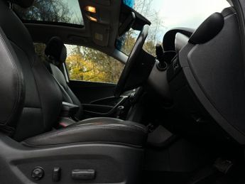 Hyundai Santa Fe 2.2 CRDi Blue Drive Endurance Edition Auto 4WD Euro 6 (s/s) 5dr 