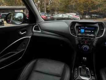 Hyundai Santa Fe 2.2 CRDi Blue Drive Endurance Edition Auto 4WD Euro 6 (s/s) 5dr 