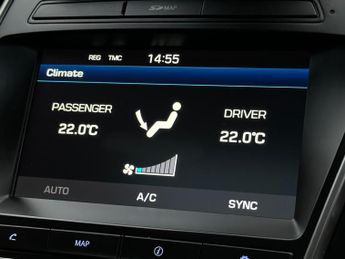 Hyundai Santa Fe 2.2 CRDi Blue Drive Endurance Edition Auto 4WD Euro 6 (s/s) 5dr 