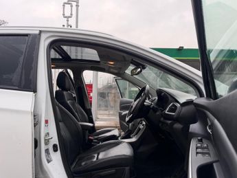 Suzuki SX4 S-Cross 1.6 DDiS SZ5 TCSS ALLGRIP Euro 6 (s/s) 5dr