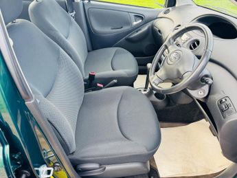 Toyota Yaris 1.3 VVT-i T Spirit 5dr