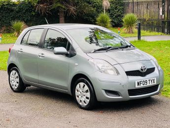 Toyota Yaris 1.33 Dual VVT-i TR Euro 4 (s/s) 5dr