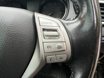 Nissan Qashqai 1.2 DIG-T n-tec+ XTRON 2WD Euro 6 (s/s) 5dr