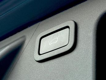 Land Rover Discovery Sport 2.0 TD4 Landmark Auto 4WD Euro 6 (s/s) 5dr