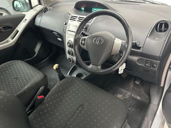 Toyota Yaris 1.0 VVT-i T2 3dr