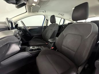 Ford Focus 1.0T EcoBoost Titanium Auto Euro 6 (s/s) 5dr