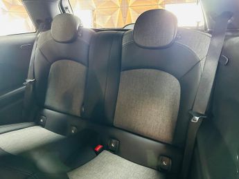 MINI Electric Hatch Cooper SE 32.6kWh Level 2 Auto 3dr