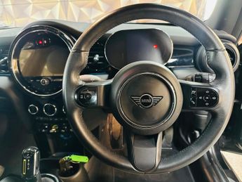 MINI Electric Hatch Cooper SE 32.6kWh Level 2 Auto 3dr