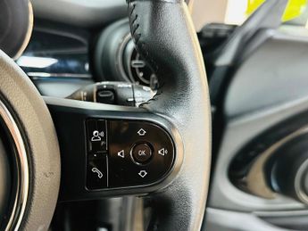 MINI Electric Hatch Cooper SE 32.6kWh Level 2 Auto 3dr