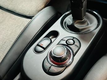 MINI Electric Hatch Cooper SE 32.6kWh Level 2 Auto 3dr