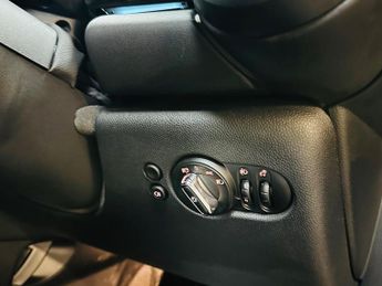 MINI Electric Hatch Cooper SE 32.6kWh Level 2 Auto 3dr