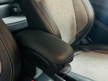 MINI Electric Hatch Cooper SE 32.6kWh Level 2 Auto 3dr