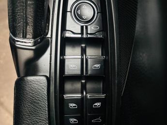 Porsche Cayenne 3.0 TD V6 Tiptronic 4WD Euro 5 (s/s) 5dr