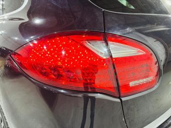 Porsche Cayenne 3.0 TD V6 Tiptronic 4WD Euro 5 (s/s) 5dr