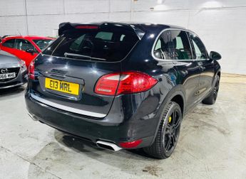 Porsche Cayenne 3.0 TD V6 Tiptronic 4WD Euro 5 (s/s) 5dr