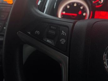 Vauxhall Zafira Tourer 2.0 CDTi Exclusiv Auto Euro 5 5dr