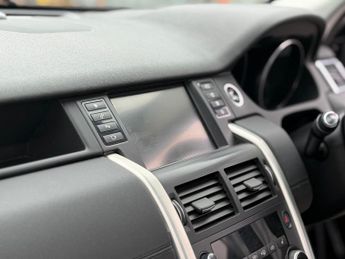 Land Rover Discovery Sport 2.0 TD4 HSE Auto 4WD Euro 6 (s/s) 5dr