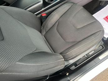 Ford Edge 2.0 TDCi Titanium AWD Euro 6 (s/s) 5dr