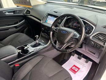 Ford Edge 2.0 TDCi Titanium AWD Euro 6 (s/s) 5dr