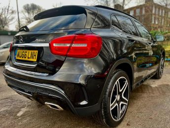 Mercedes-Benz GLA 2.1 GLA220d AMG Line (Premium Plus) 7G-DCT 4MATIC Euro 6 (s/s) 5
