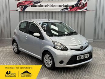 Toyota AYGO 1.0 VVT-i Ice Euro 5 5dr