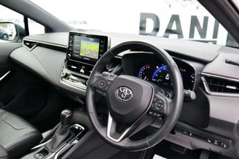 Toyota Corolla 2.0 VVT-h GPF Excel Touring Sports 5dr Petrol Hybrid CVT Euro 6 