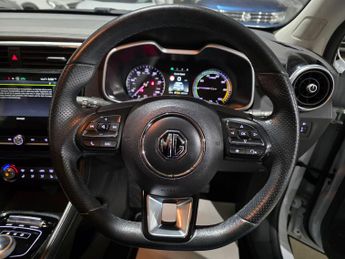 MG MG ZS 44.5kWh Exclusive SUV 5dr Electric Auto (143 ps)