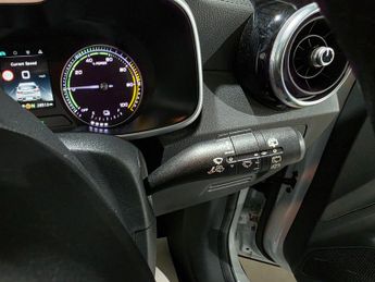 MG MG ZS 44.5kWh Exclusive SUV 5dr Electric Auto (143 ps)