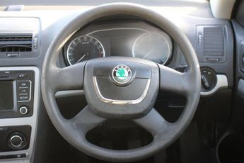 Skoda Octavia 1.6 TDI SE Euro 5 5dr