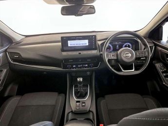 Nissan Qashqai 1.3 DIG-T MHEV N-Connecta Euro 6 (s/s) 5dr