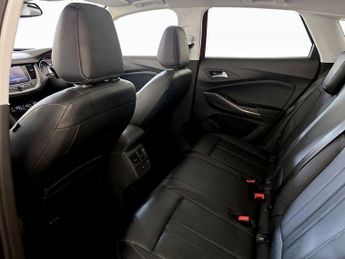 Vauxhall Grandland X 1.2 Turbo Elite Nav Euro 6 (s/s) 5dr